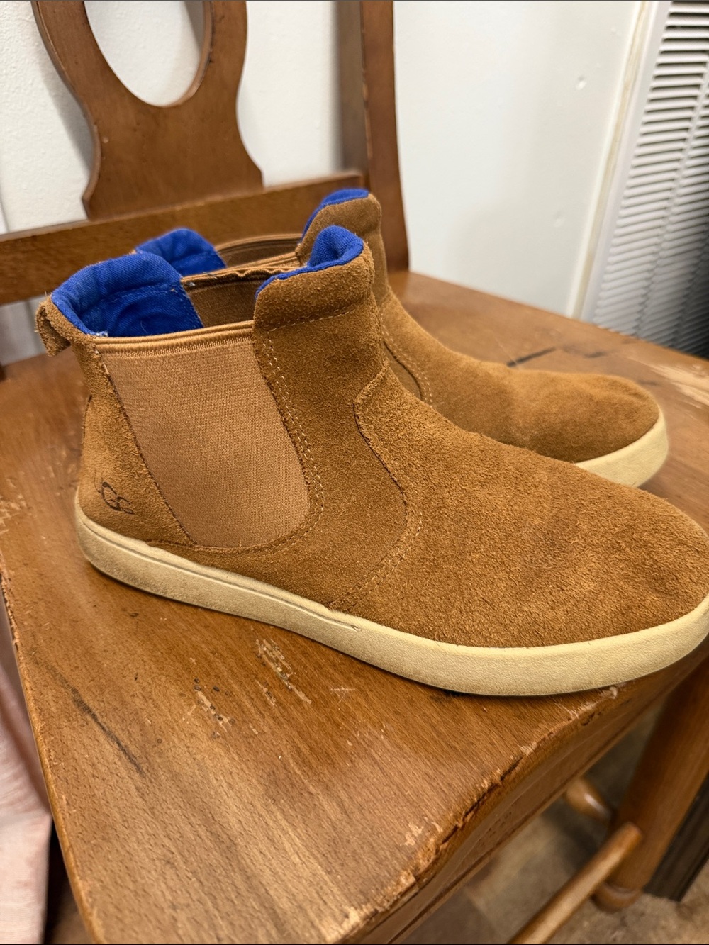 Ugg Suede Chelsea Sneaker Boots in Brown with Blue Lining